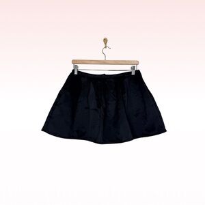 FOREVER 21 Black Flared Mini Skirt (Sz M)